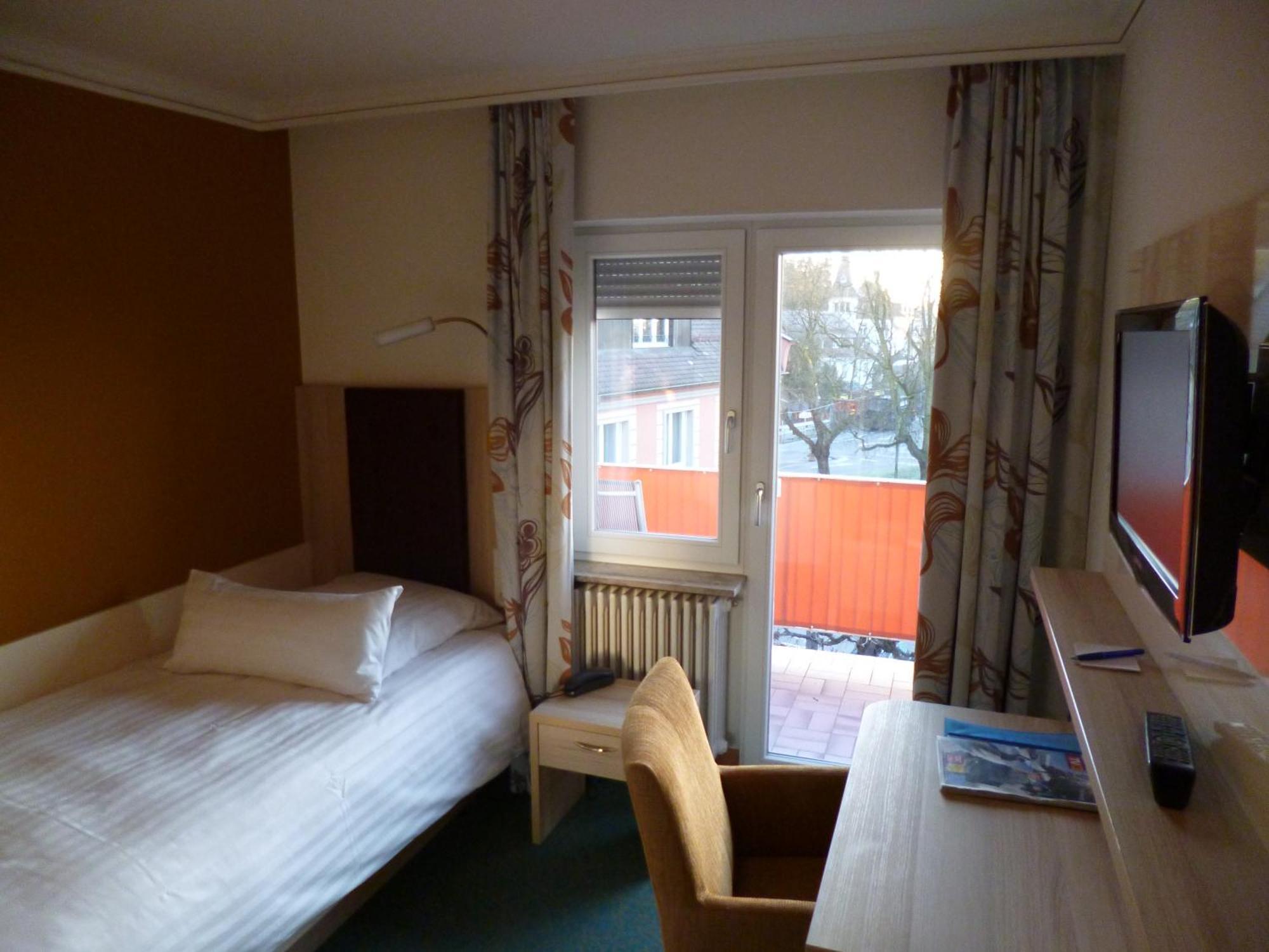 Hotel Ochsen Uberlingen Quarto foto